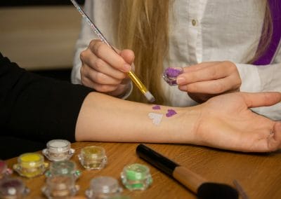 Glittertatoeage ballonnenartiest